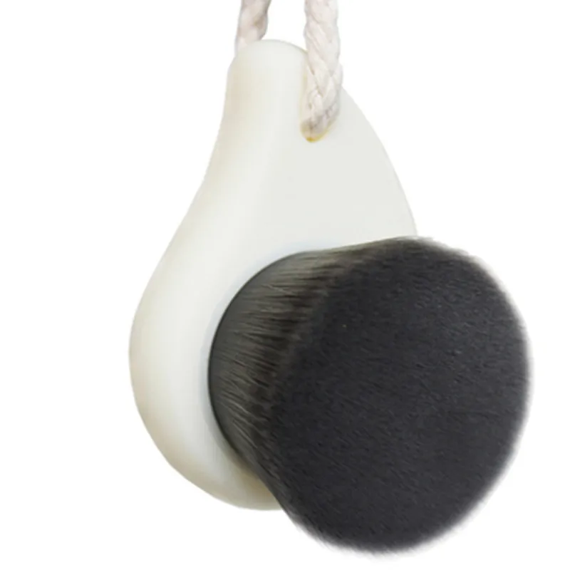 brosse-cheveux-pendante